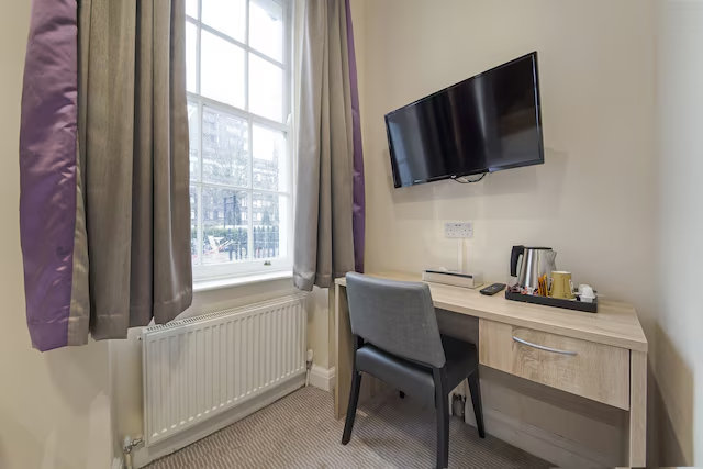 OYO 24 Sussex London Paddington 23/65