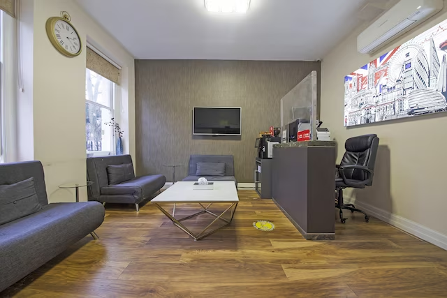 OYO 24 Sussex London Paddington 10/65