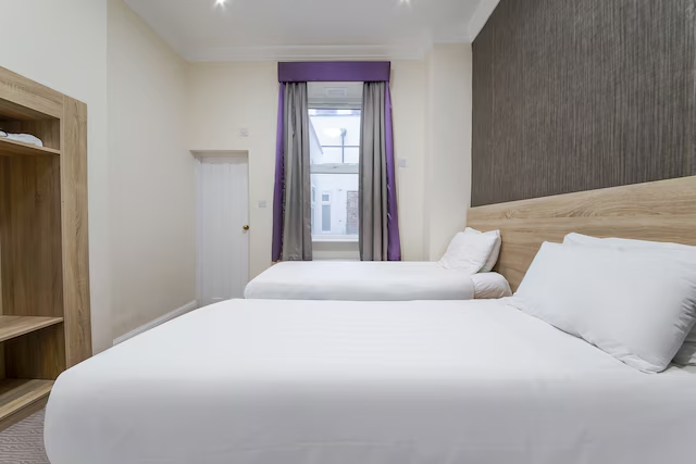 OYO 24 Sussex London Paddington 16/65