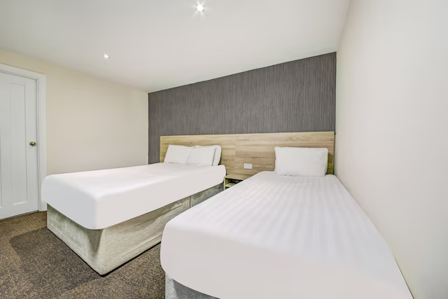 OYO 24 Sussex London Paddington 31/65