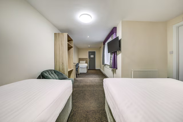 OYO 24 Sussex London Paddington 28/65