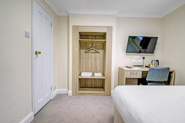 OYO 24 Sussex London Paddington 12/65