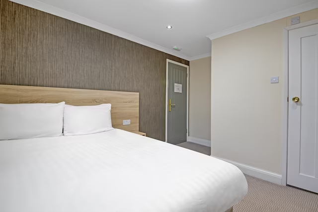 OYO 24 Sussex London Paddington 15/65