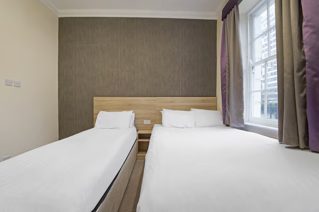 OYO 24 Sussex London Paddington 26/65