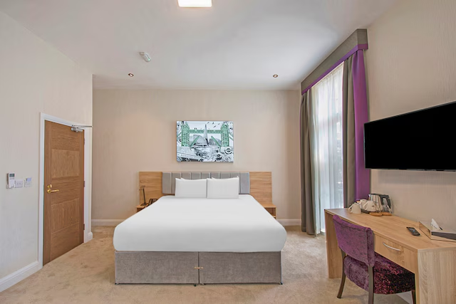OYO Townhouse 30 Sussex Hotel, London Paddington 10/38