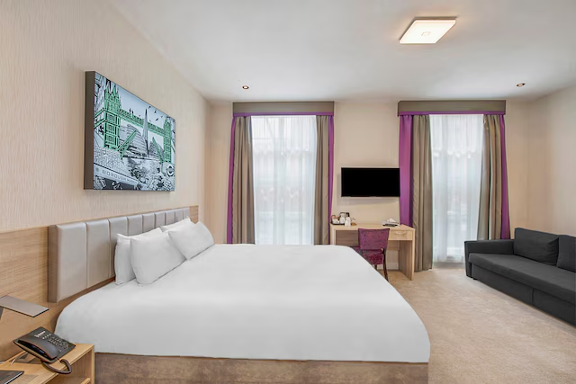 OYO Townhouse 30 Sussex Hotel, London Paddington 8/38