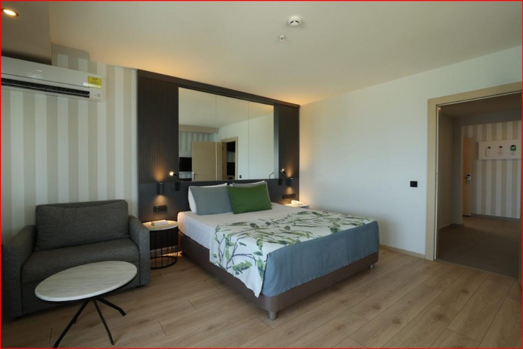 Eos Beach Hotel 16/55