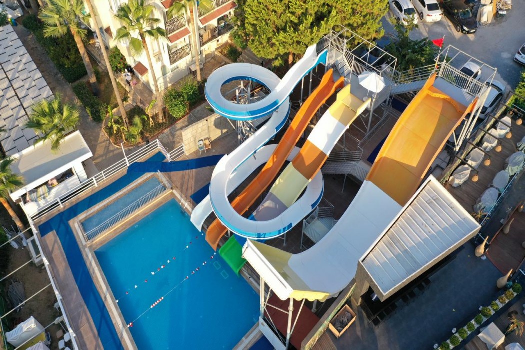 Eos Beach Hotel 34/55