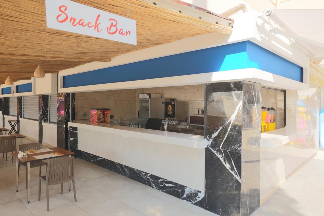 Eos Beach Hotel 30/55