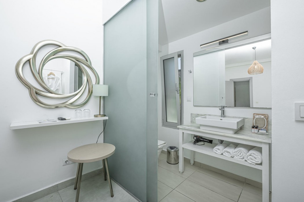 Babana Hotel 18/83