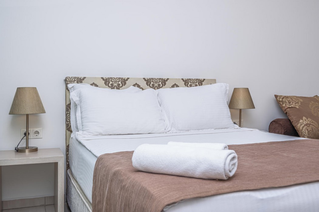 Babana Hotel 13/83