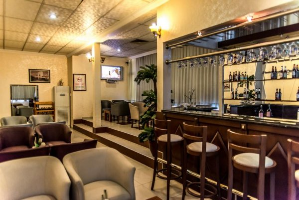 Kristal Hotel 4/8