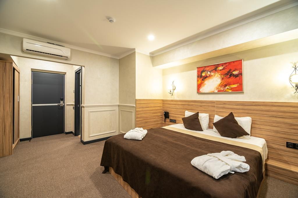 Mildom City Hotel 6/26