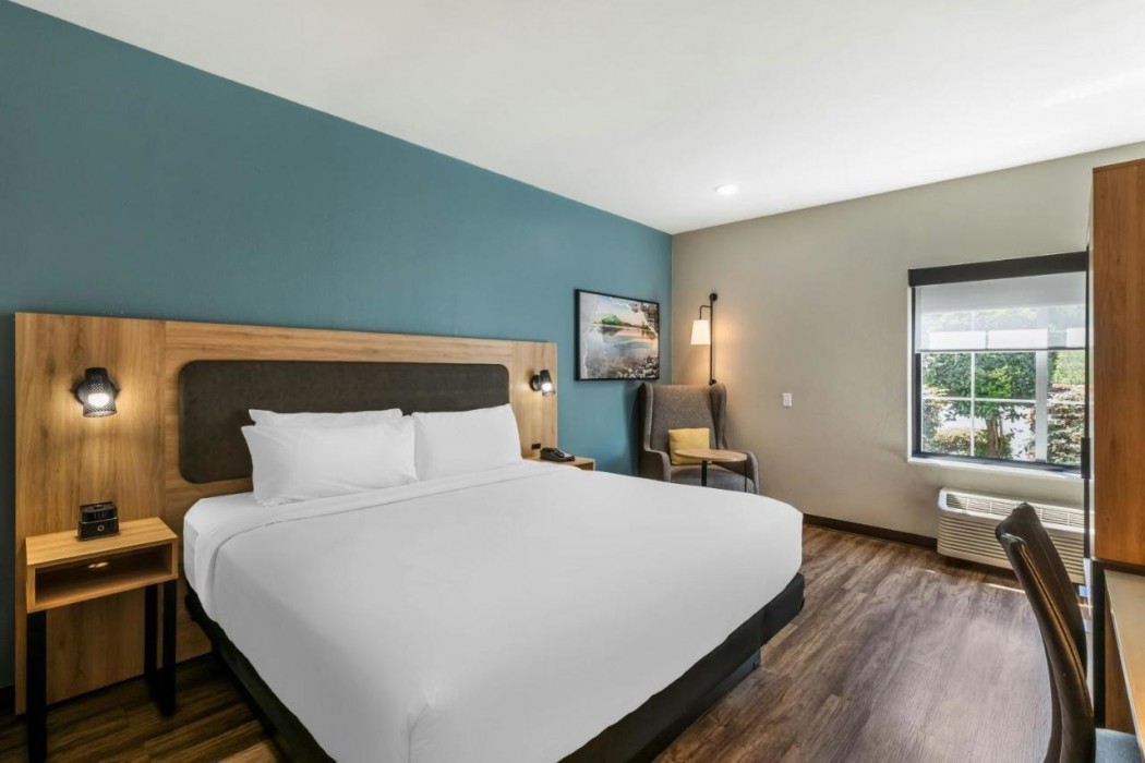 Sugarloaf Hotel & Suites Duluth 9/28