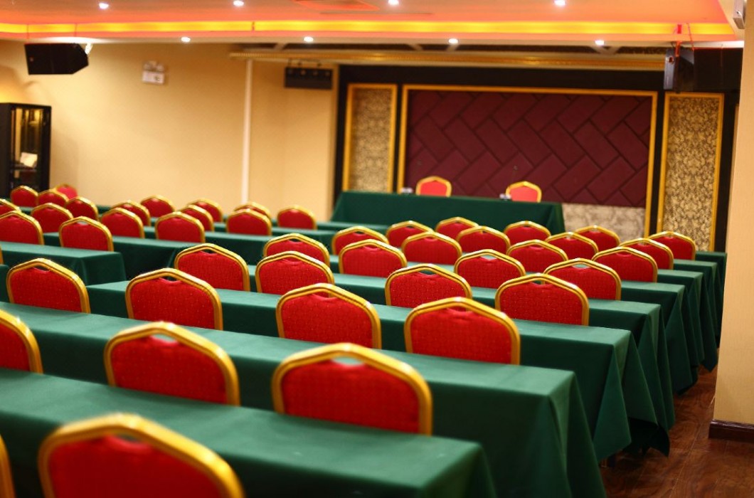 Changhao Business Hotel (Beijing South Railway Station) 14/17