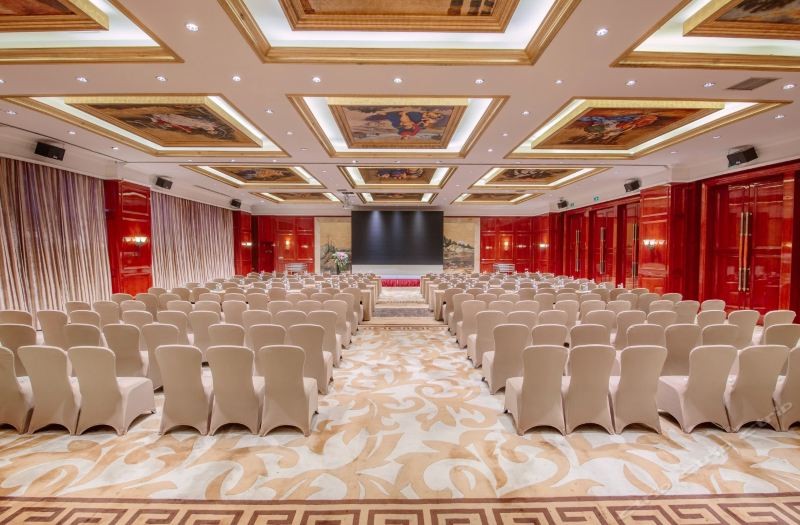 Chongqing Huachen International Hotel 36/55