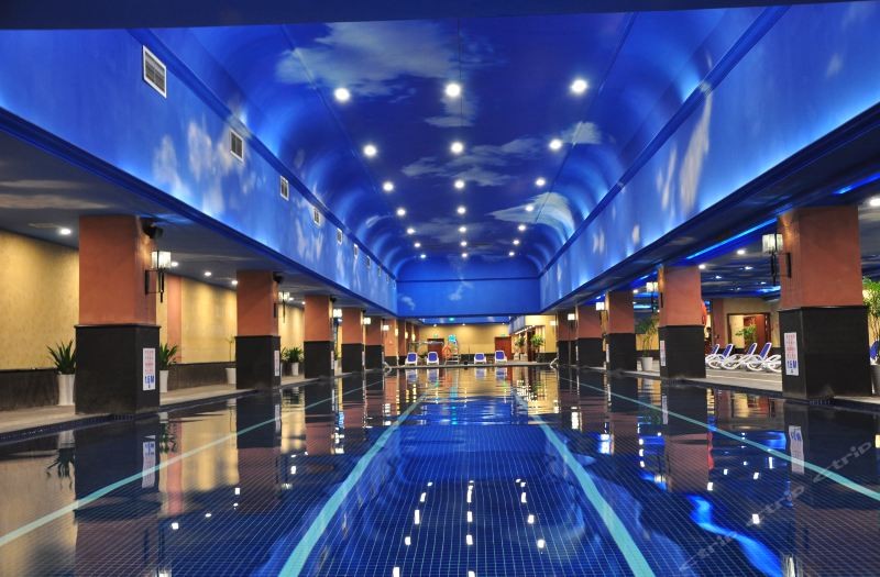 Chongqing Huachen International Hotel 42/55