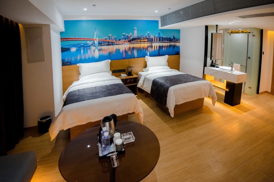 Chonpines Hotel (Chongqing Jiefangbei Hongyadong) 35/73