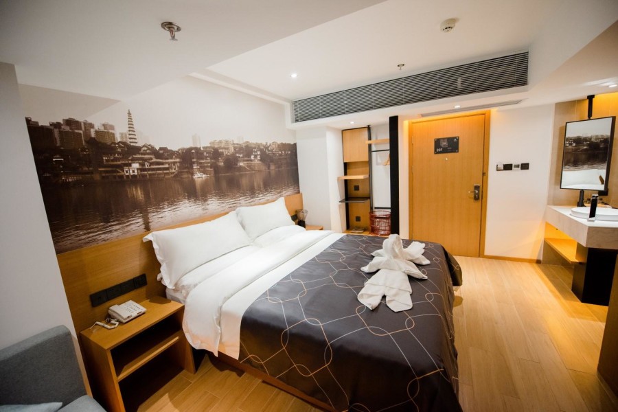 Chonpines Hotel (Chongqing Jiefangbei Hongyadong) 32/73