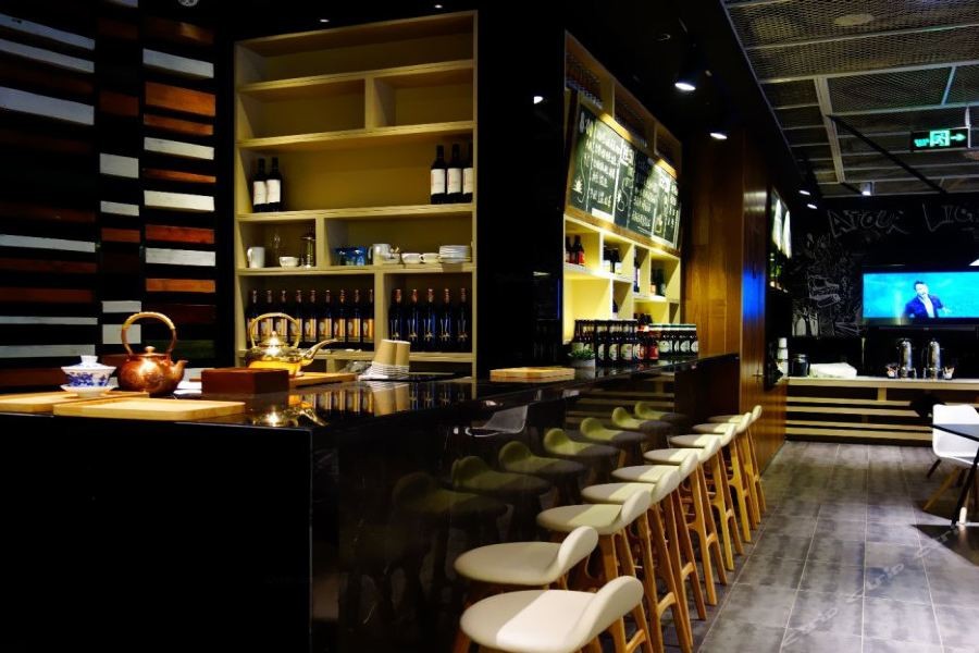 A.T. House (Chengdu Chunxi Road) 5/5