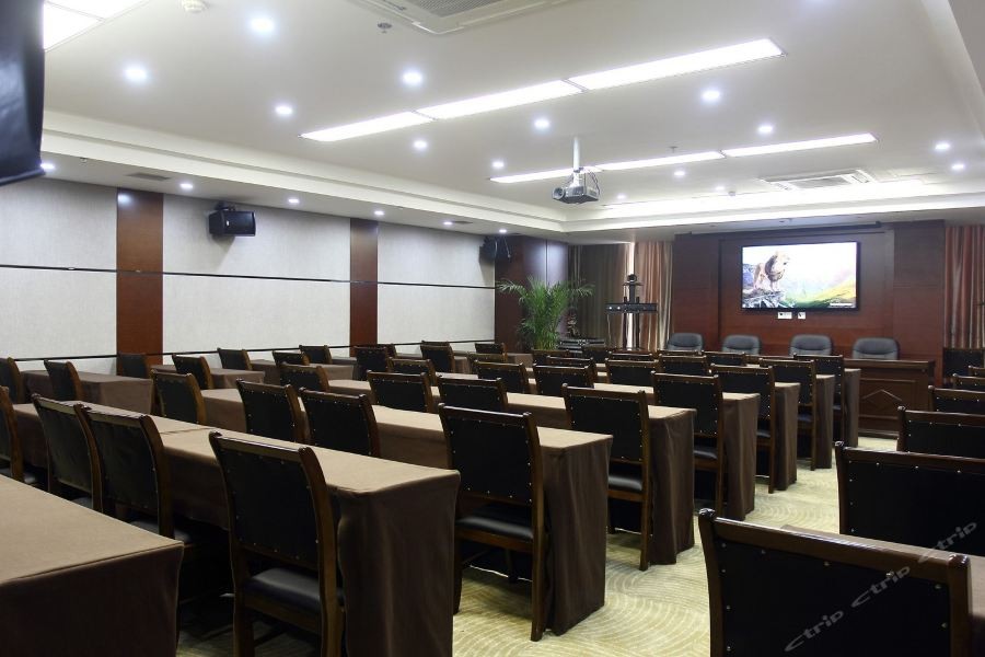 Antai Century Hotel 16/48