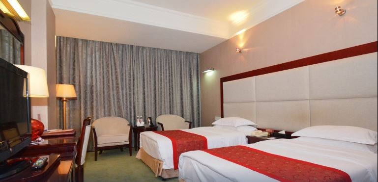Zhengzhou Airport Hotel 14/43