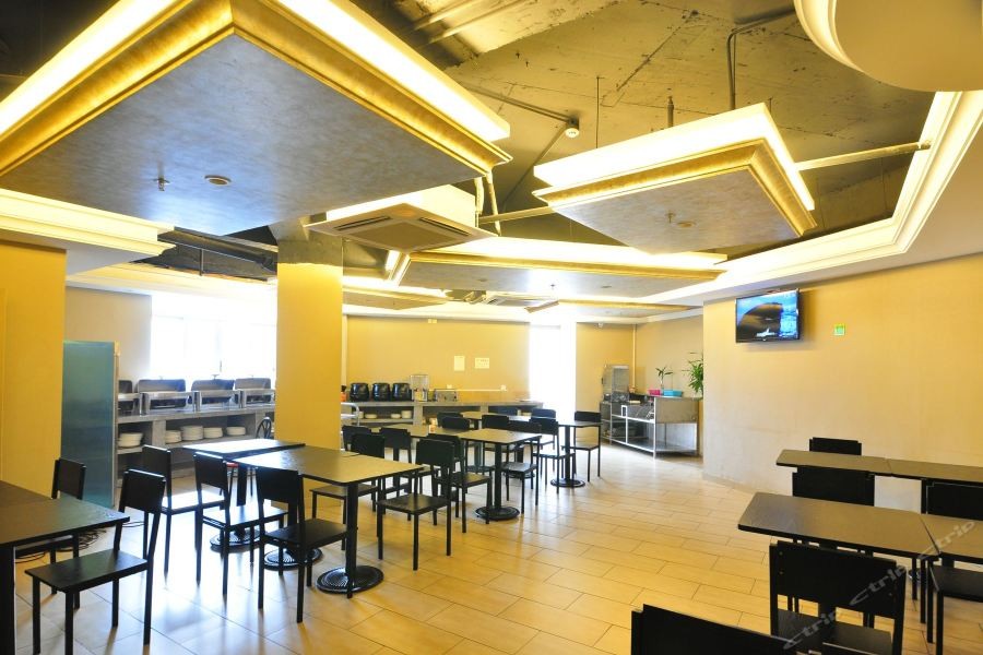 Vienna Hotel Guangzhou Panyu Changlong Shiqiao Metro Station 36/50