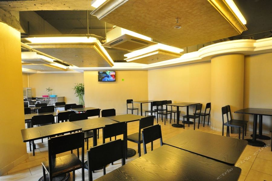 Vienna Hotel Guangzhou Panyu Changlong Shiqiao Metro Station 33/50