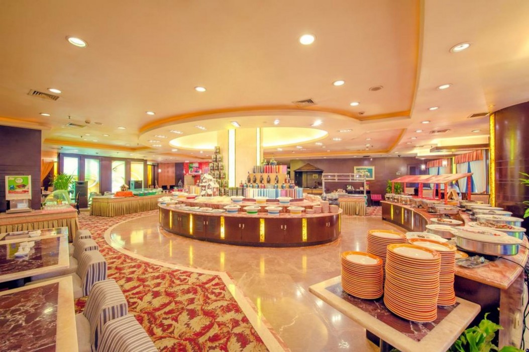 SSAW Boutique Hotel (Jiefangbei Hongya Cave Branch) 38/79