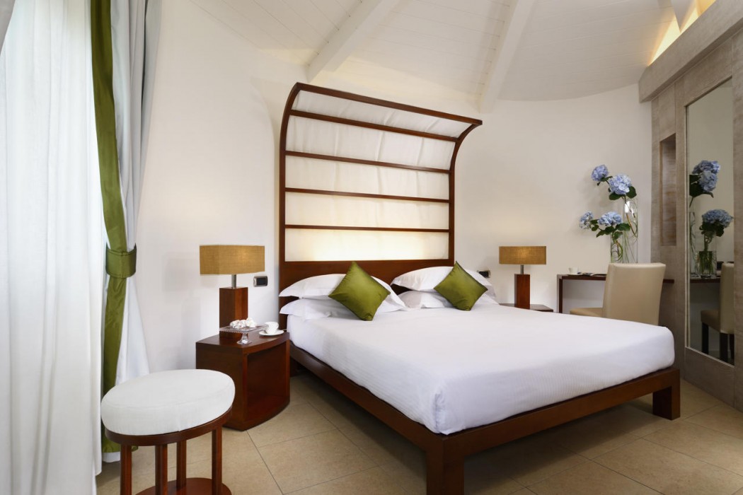 La Plage Resort 31/99