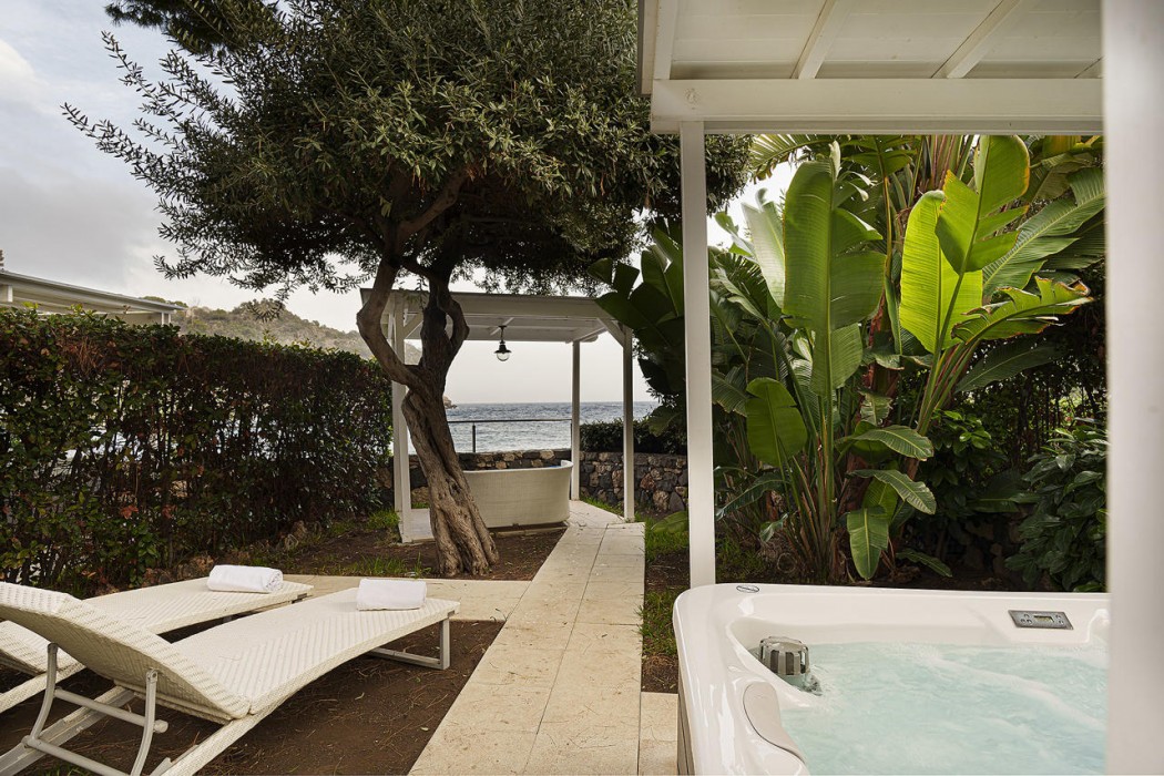 La Plage Resort 38/99