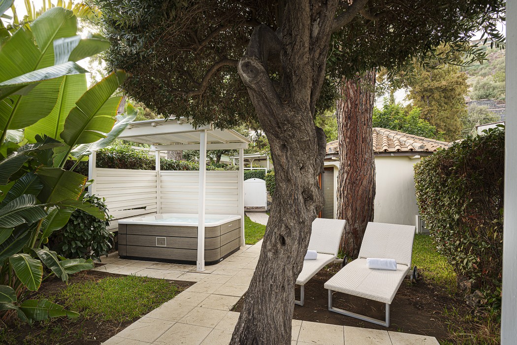 La Plage Resort 37/99