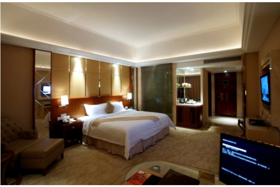 Regency Hotel 35/56