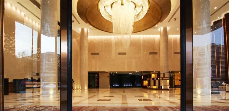 Golden Phoenix International Hotel 6/51