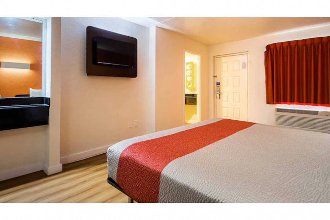 Room at Motel6 Garland, TX - Northeast Dallas, GARLAND - TX
