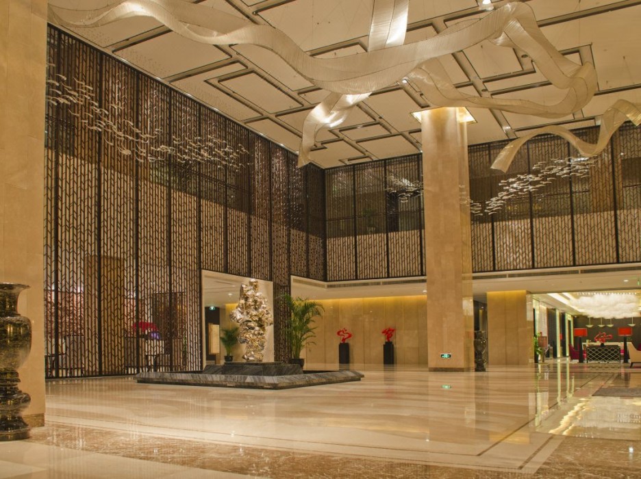 Firth Jinling Grand Hotel 9/75