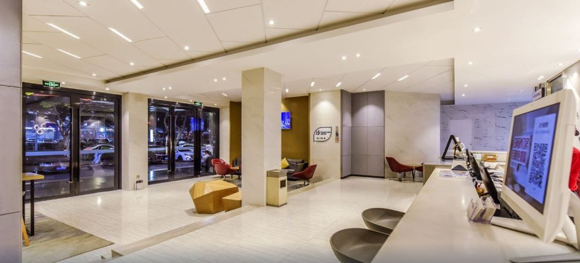 Borrman Hotel (Guangzhou Tianhe Sports Center Linhe West Metro Station) 5/56