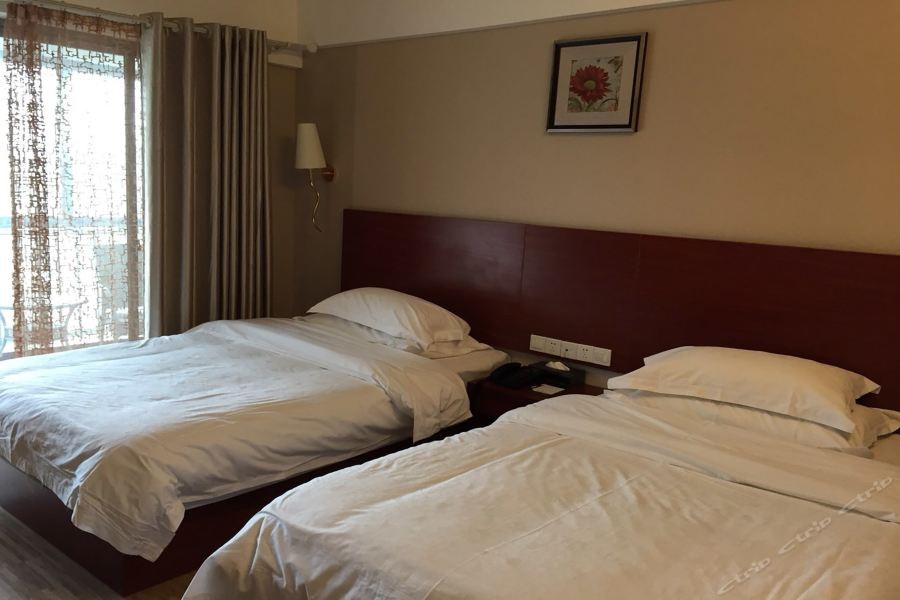 Manhadun Hotel 36/42
