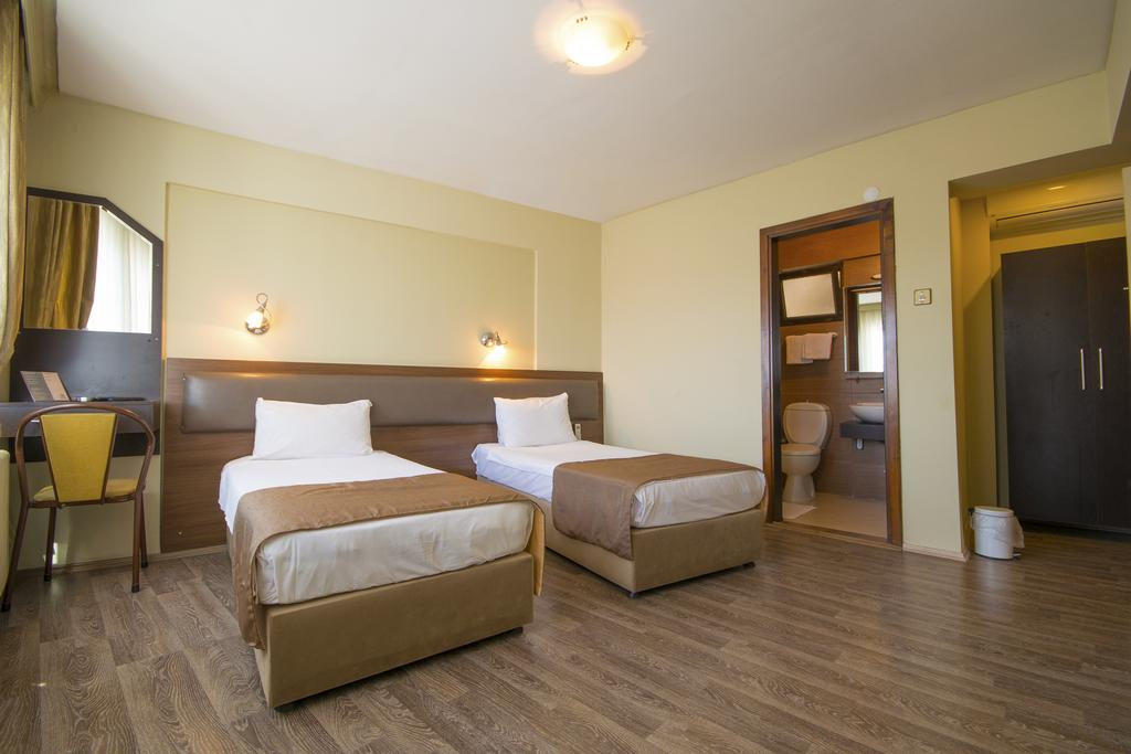 Hotel Temizay 10/39