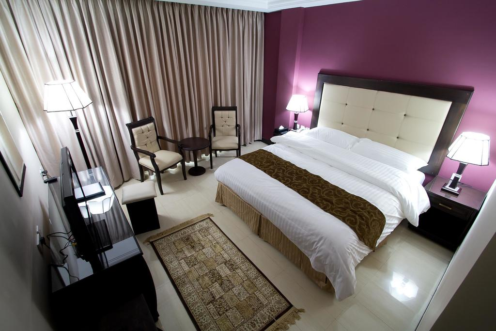 Petra Moon Hotel 12/58