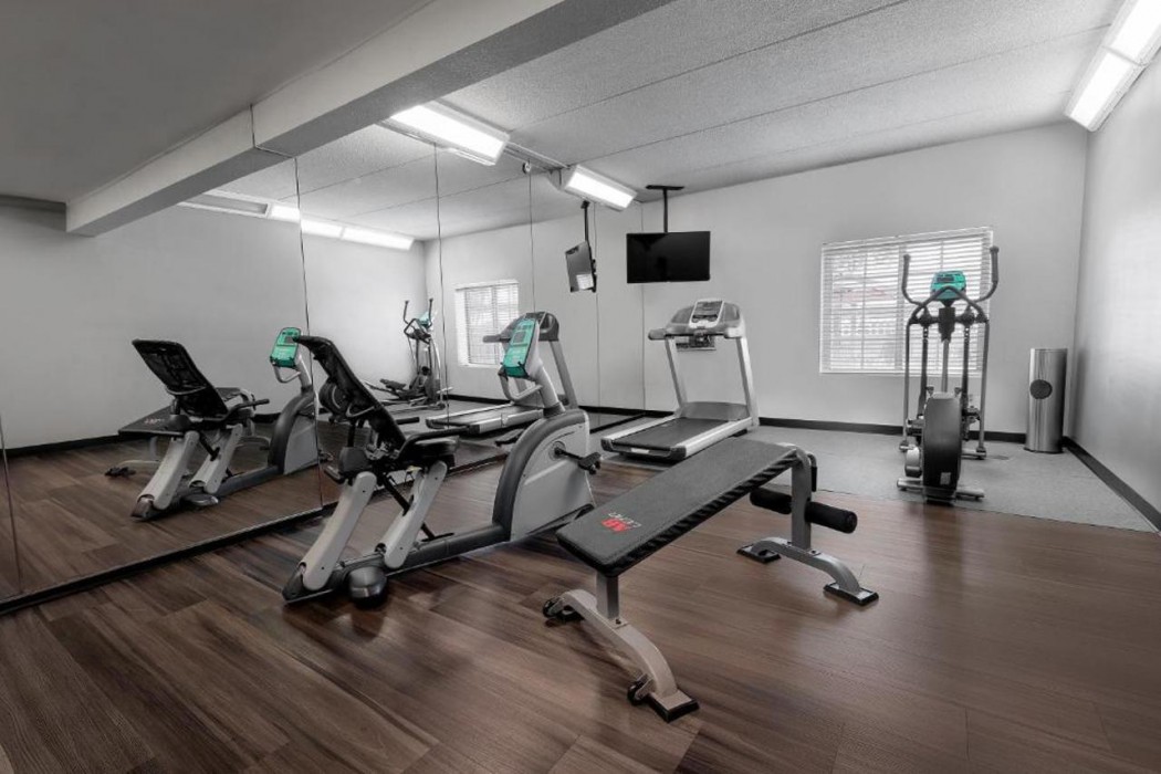La Quinta Inn and Suites by Wyndham Miami Airport West 27/60