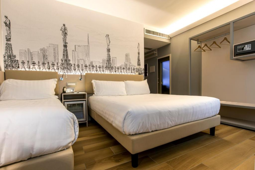 43 Station Hotel 19/61
