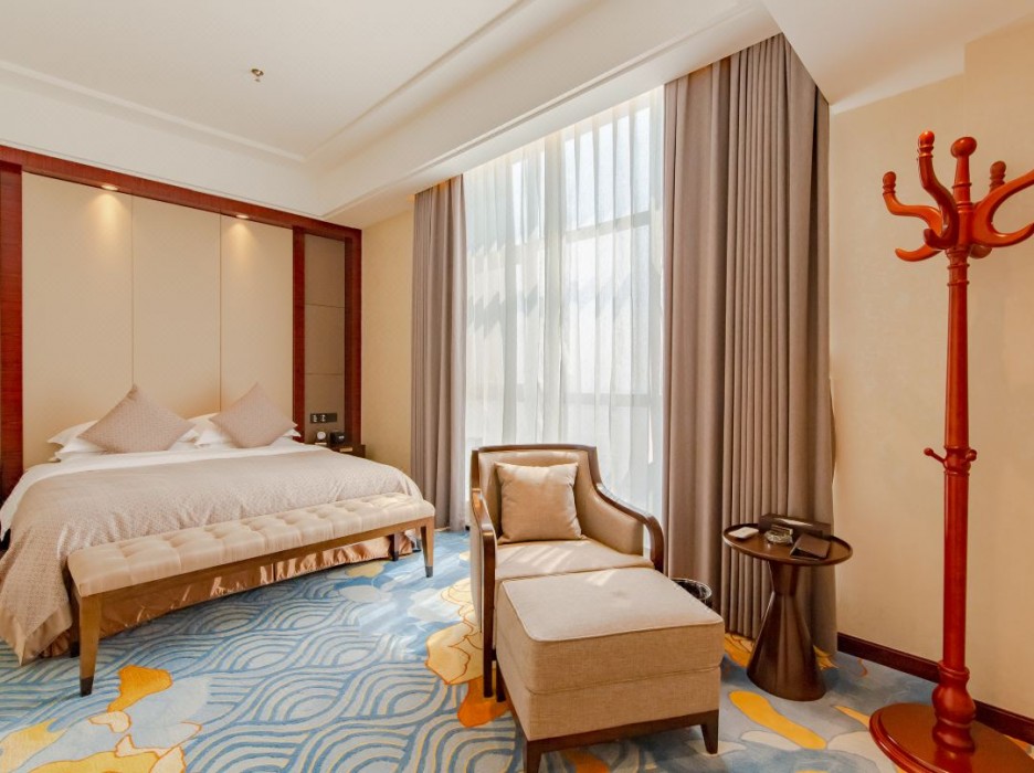 Binhai Jinling International Hotel 13/62