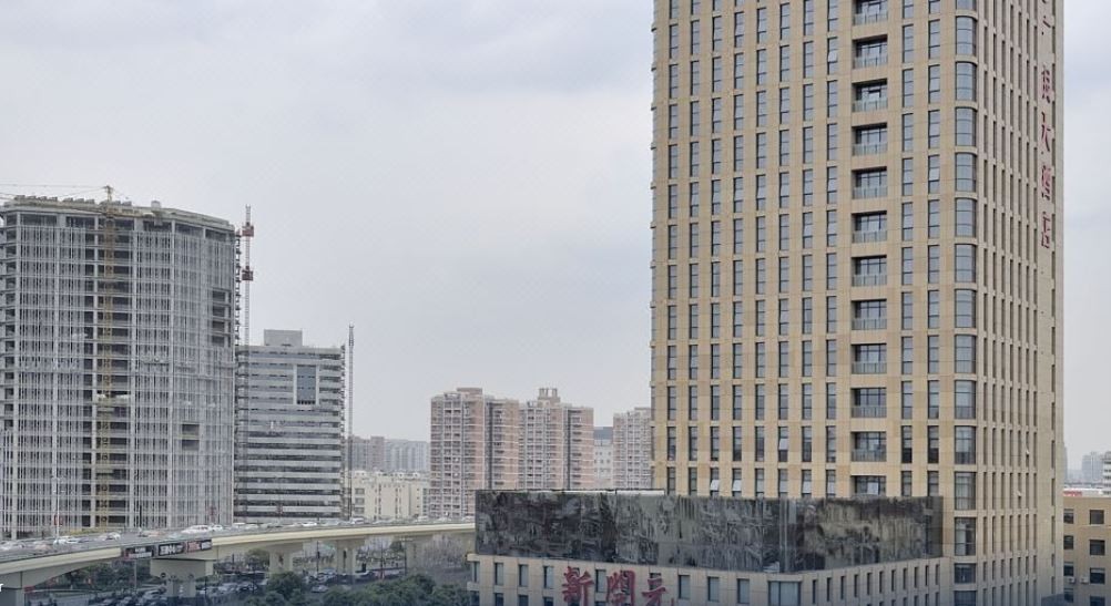 Gowin Hotel 2/16