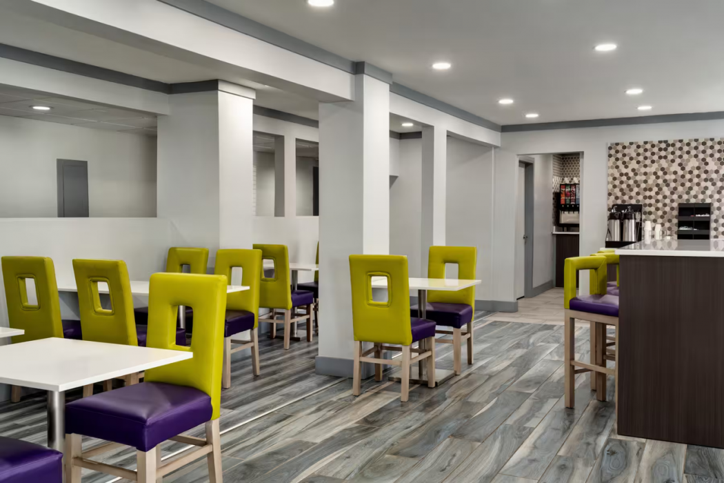 La Quinta Inn by Wyndham Birmingham Inverness 6/41