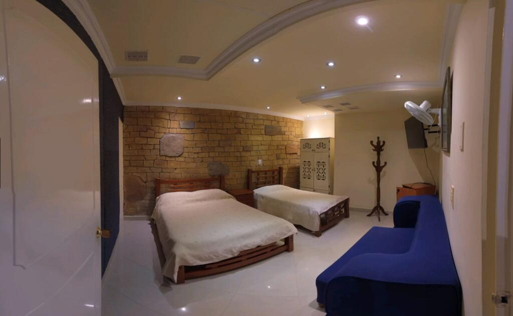 Hotel Ayenda San Fernando 1904 7/29