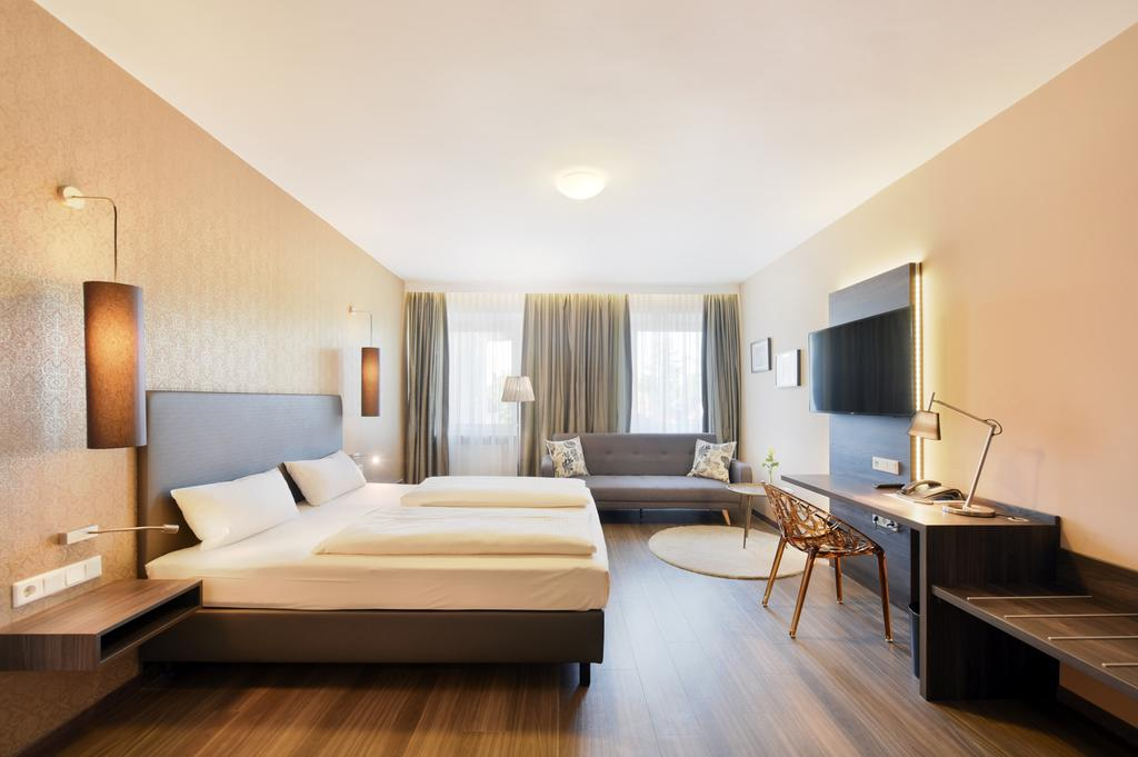 Hotel Santis 7/52