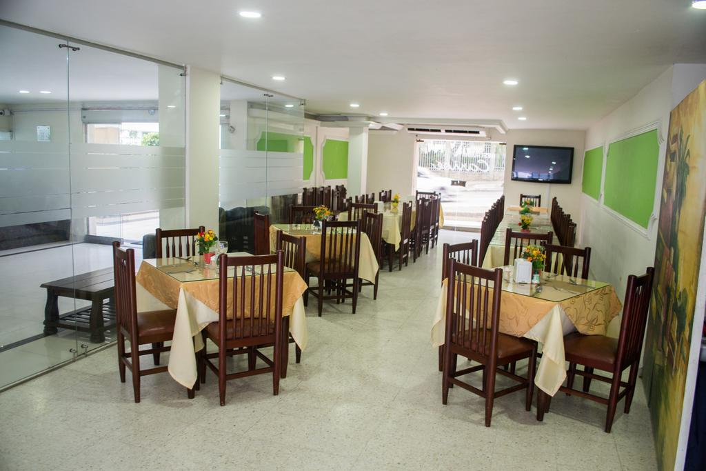Hotel Suite Dorado 26/55
