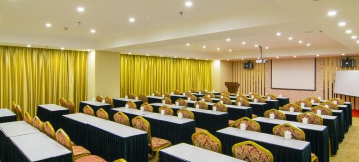 Green Island Holiday Hotel 35/59