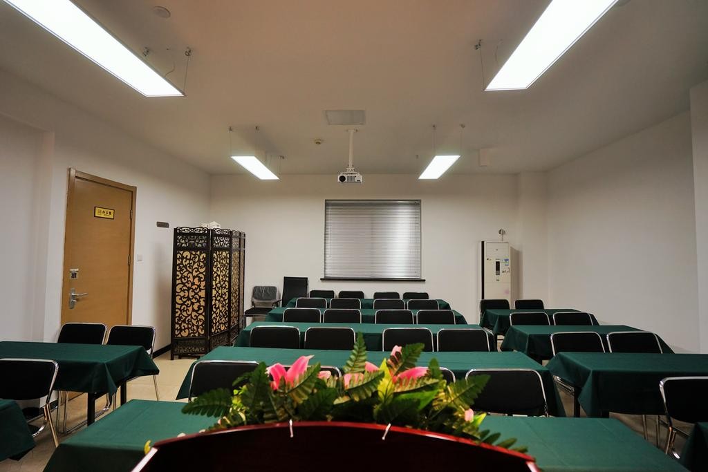 Lavande Hotel (Jinan Provincial Museum CBD Center Store) 25/38